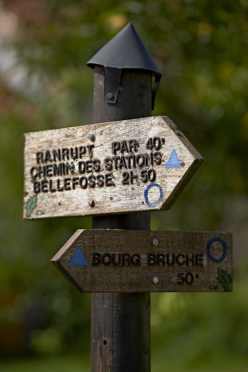 Club Vosgien trail signage