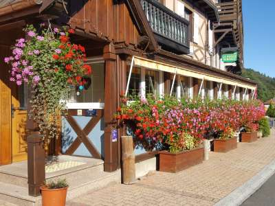 © © Hôtel-restaurant La Petite Auberge