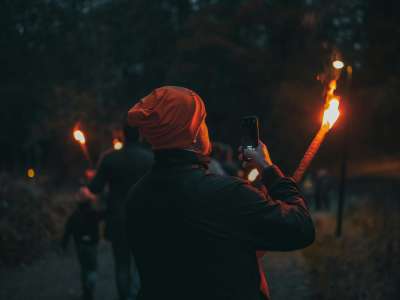 Montée aux flambeaux au temple du Donon